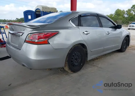 2015 Nissan Altima 2.5/2.5 S/2.5 Sl/2.5 Sv from USA, damaged, VIN 1N4AL3AP2FC175288